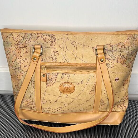 Allen Edward AE Vinyl World World Map Travel Bag - Picture 3 of 9